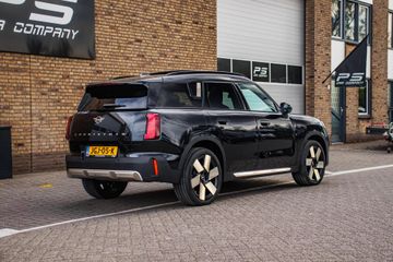 Voertuigafbeelding 5