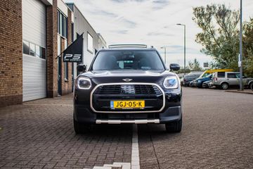 Voertuigafbeelding 8