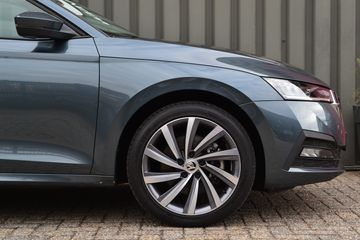 Voertuigafbeelding 21