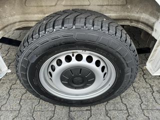 Voertuigafbeelding 13