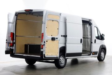 Voertuigafbeelding 11