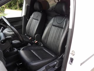 Voertuigafbeelding 6