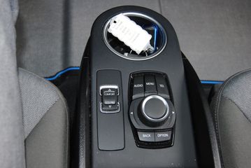 Voertuigafbeelding 33