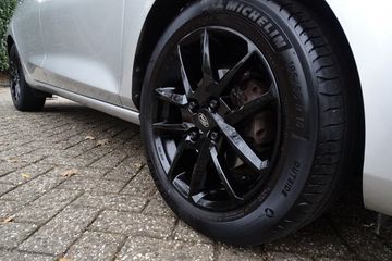 Voertuigafbeelding 24