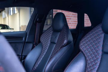 Voertuigafbeelding 10