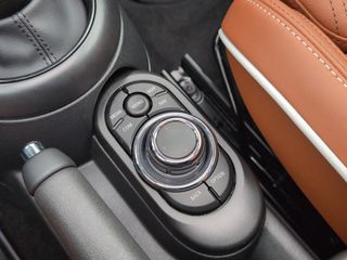 Voertuigafbeelding 27