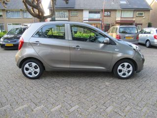 Voertuigafbeelding 11