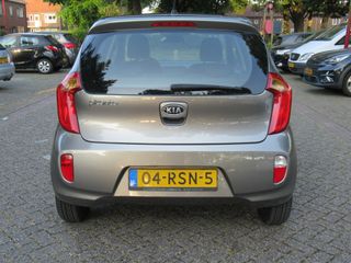 Voertuigafbeelding 14