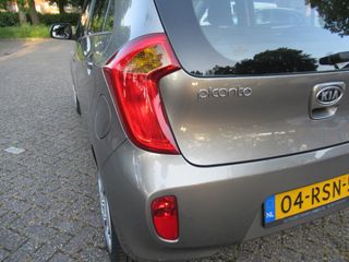 Voertuigafbeelding 21