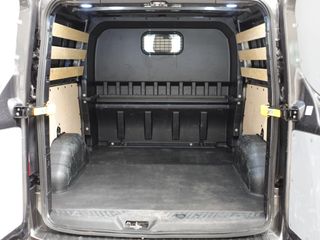 Voertuigafbeelding 12