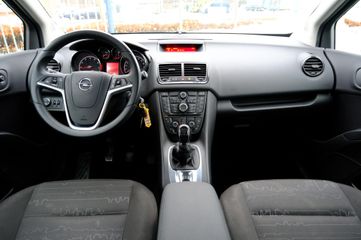 Voertuigafbeelding 10