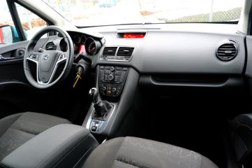 Voertuigafbeelding 4