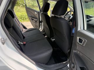 Voertuigafbeelding 35