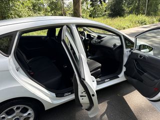 Voertuigafbeelding 44