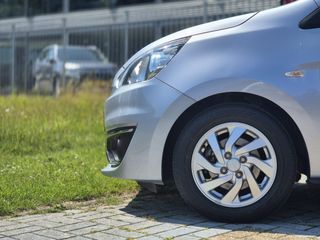 Voertuigafbeelding 6