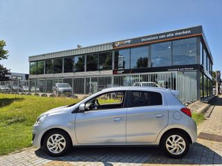 Voertuigafbeelding 8