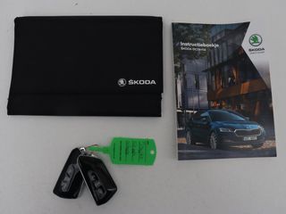 Voertuigafbeelding 12