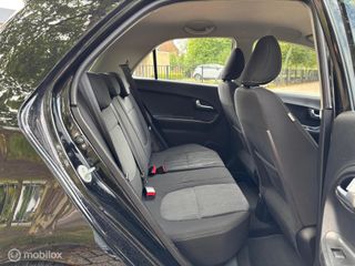 Voertuigafbeelding 8