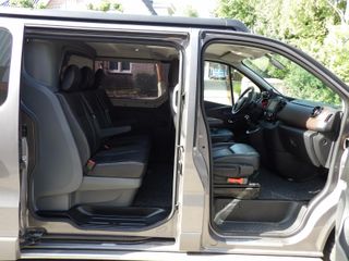 Voertuigafbeelding 12