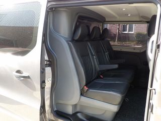 Voertuigafbeelding 13