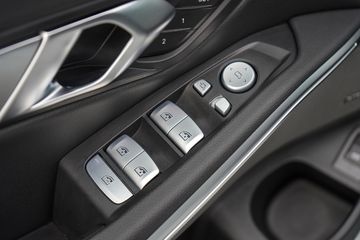 Voertuigafbeelding 30