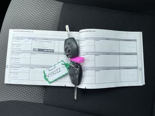 Voertuigafbeelding 8