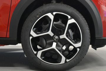 Voertuigafbeelding 9