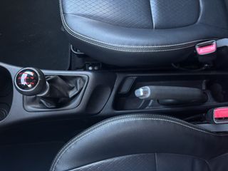 Voertuigafbeelding 27