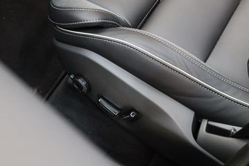 Voertuigafbeelding 14