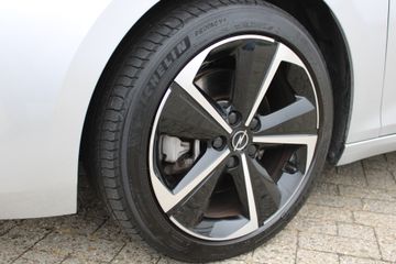 Voertuigafbeelding 15