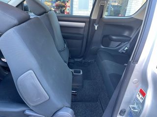 Voertuigafbeelding 18