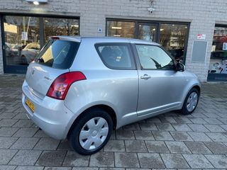 Voertuigafbeelding 6