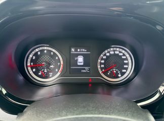 Voertuigafbeelding 44