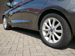 Voertuigafbeelding 19