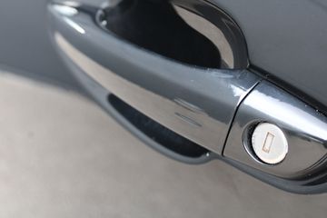 Voertuigafbeelding 17