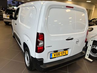 Voertuigafbeelding 2