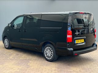 Voertuigafbeelding 12