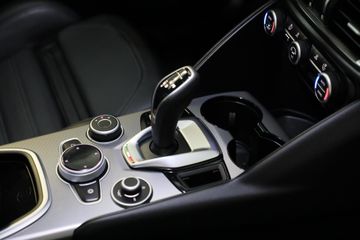 Voertuigafbeelding 18