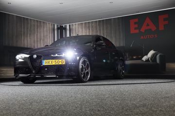 Voertuigafbeelding 3