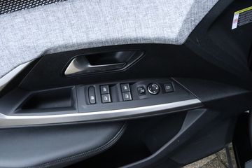 Voertuigafbeelding 26