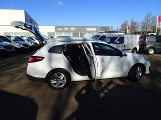 Voertuigafbeelding 8