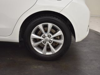 Voertuigafbeelding 15