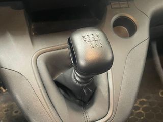 Voertuigafbeelding 28