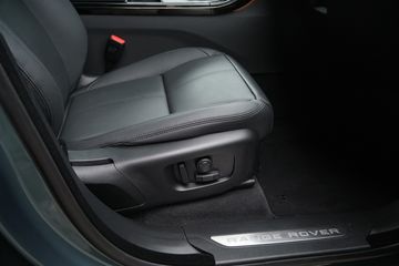 Voertuigafbeelding 12