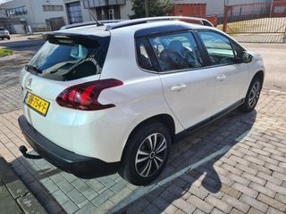 Voertuigafbeelding 13