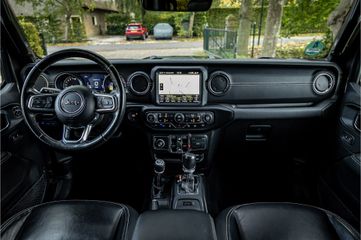 Voertuigafbeelding 6