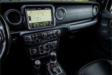 Voertuigafbeelding 8