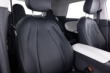 Voertuigafbeelding 4