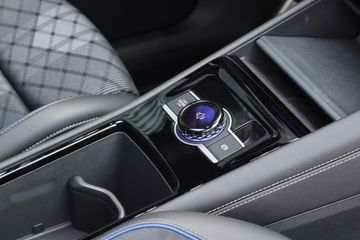 Voertuigafbeelding 23