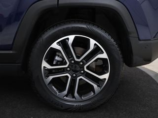 Voertuigafbeelding 27